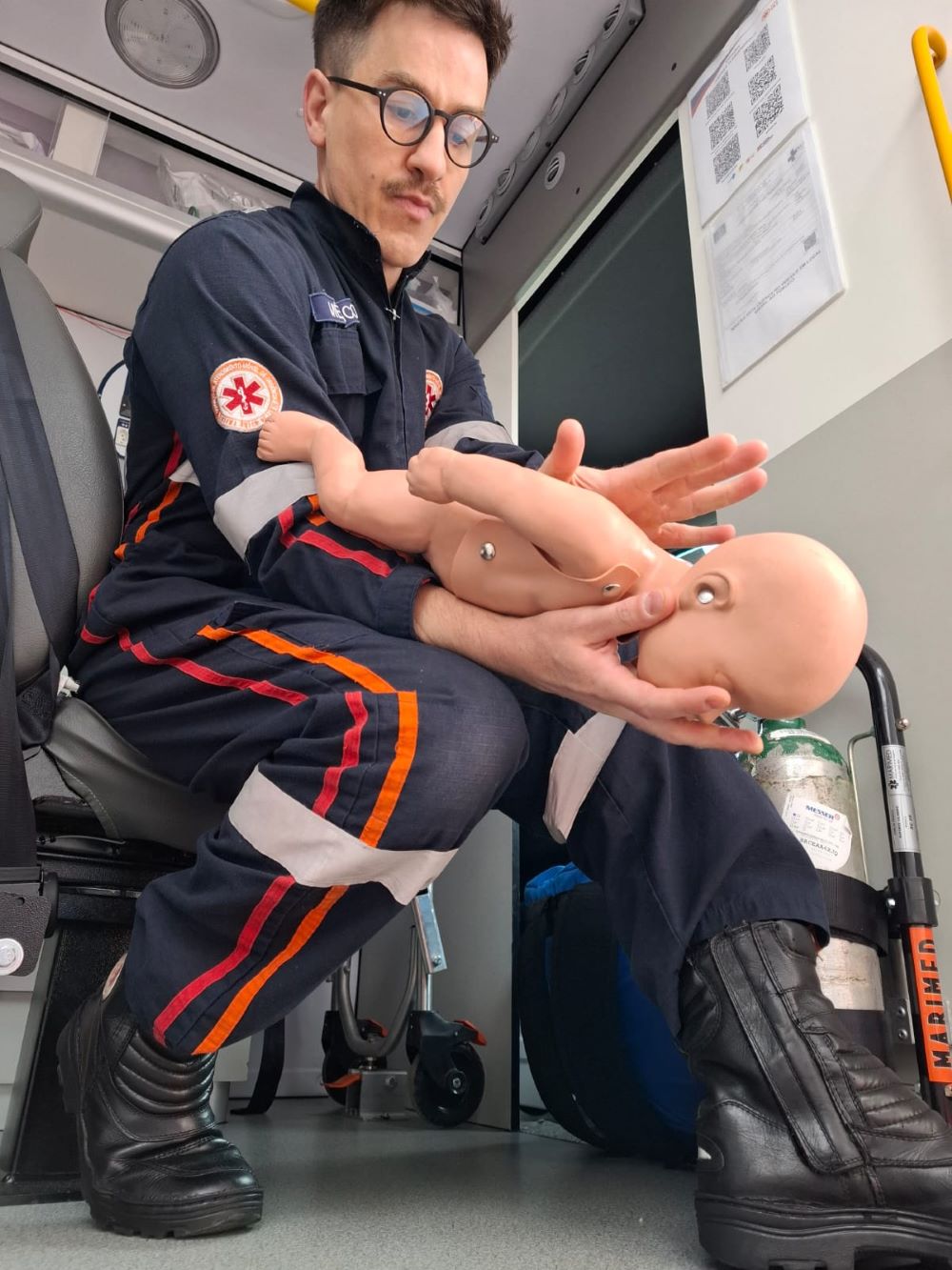 SAMU socorre bebê que teve um engasgo e alerta para a importância de saber agir nessas situações miolo 